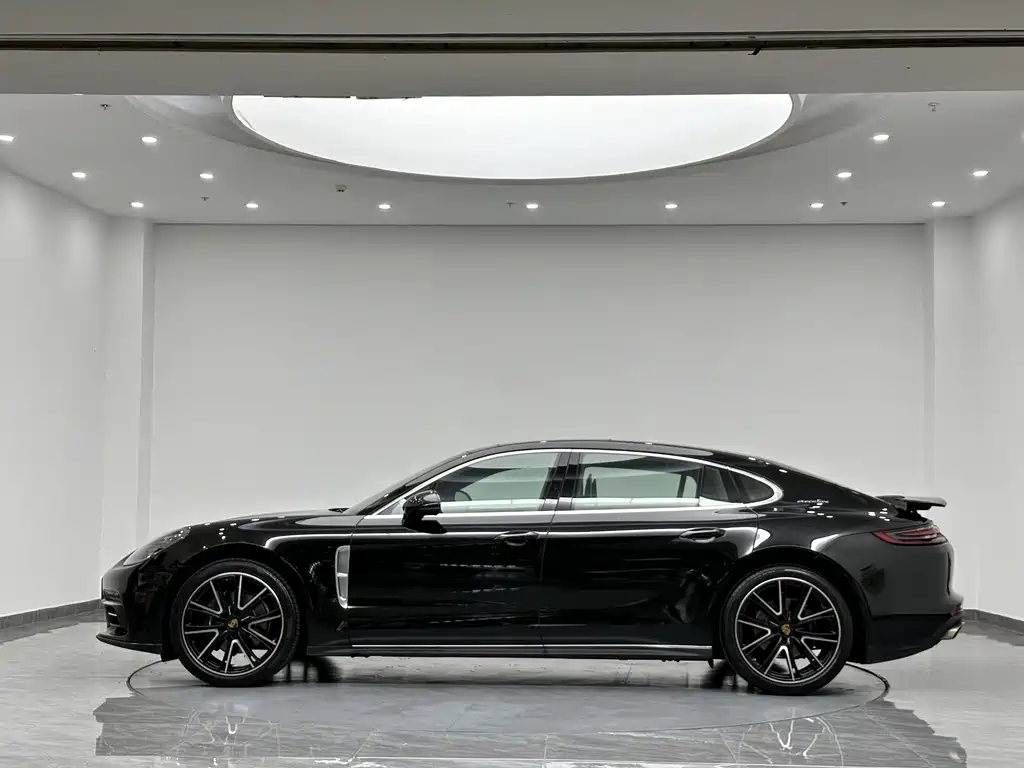 Porsche Panamera 2018