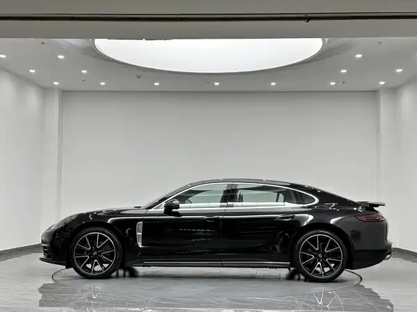 Porsche Panamera 2018