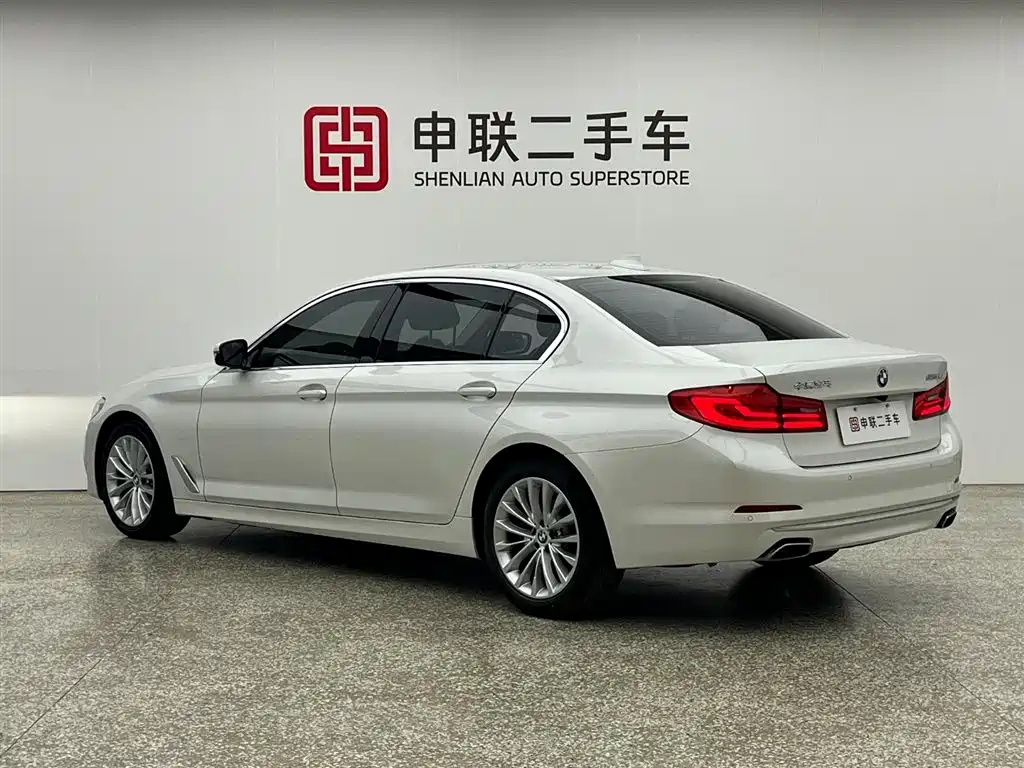 BMW 5 Series 2020 — фото 2