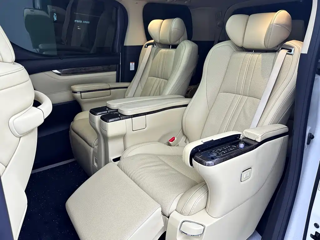 Toyota Vellfire 2020 — фото 5