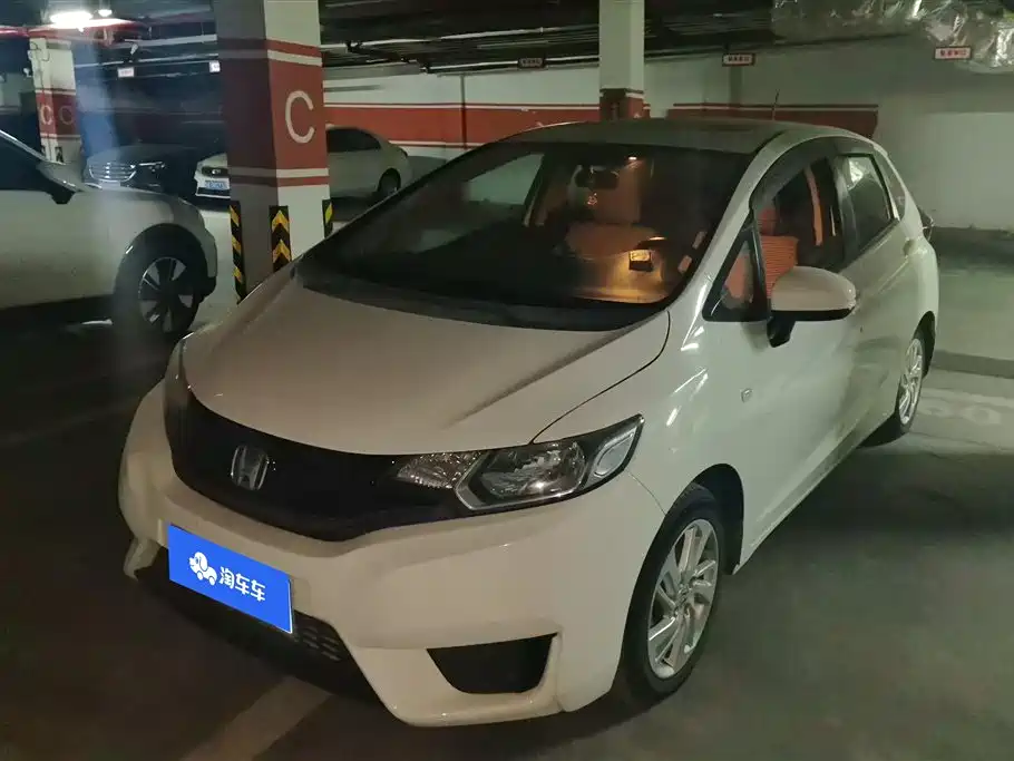 Honda Fit 2017 — фото 2