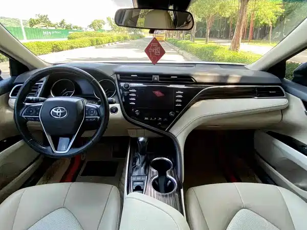Toyota Camry 2018