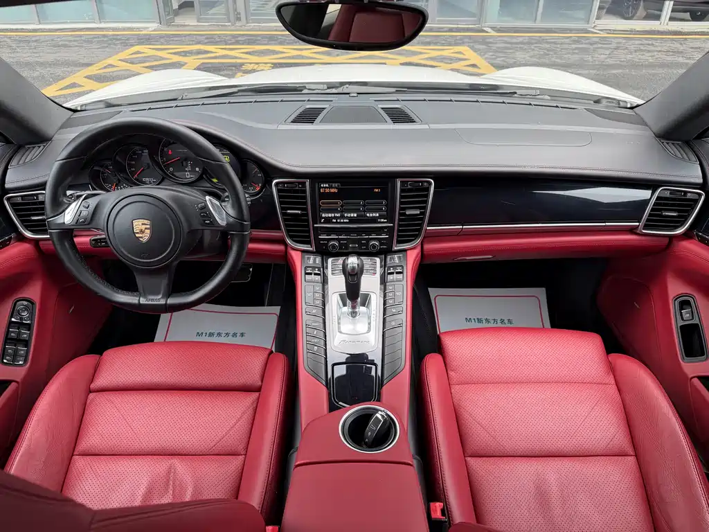 Porsche Panamera 2015 — фото 10