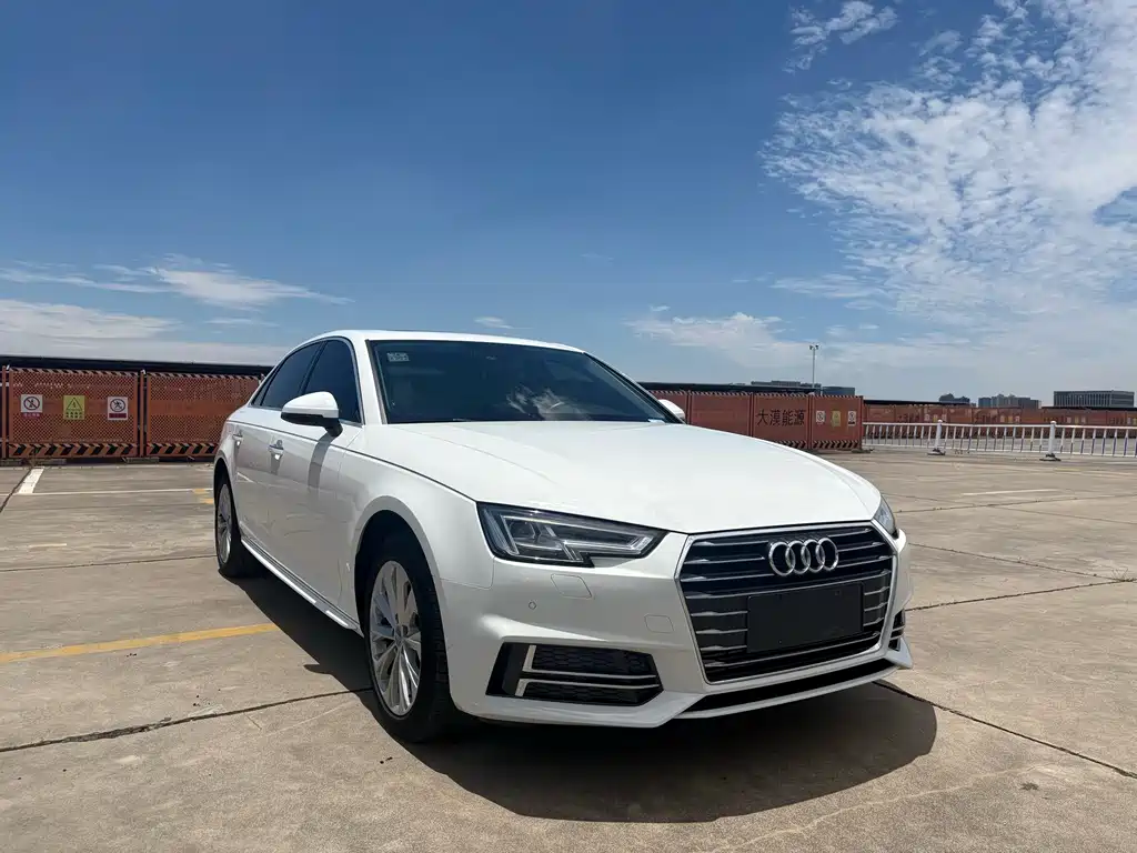 Audi A4L 2019 — фото 3