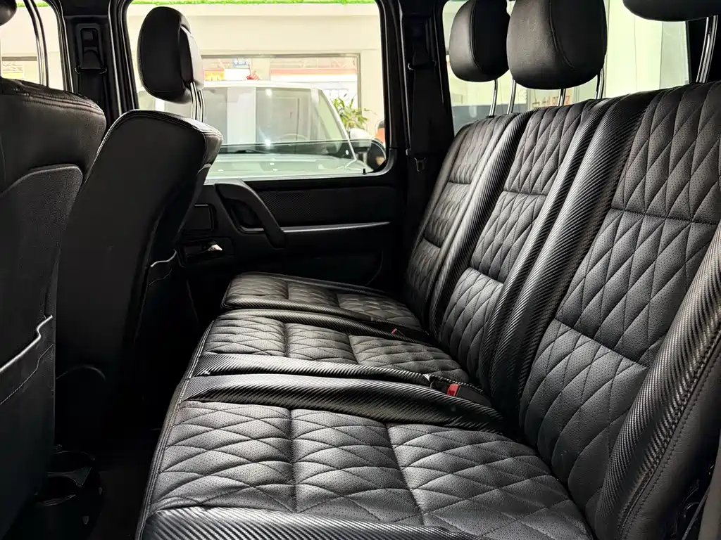 Mercedes-Benz G-Class 2010 — фото 10