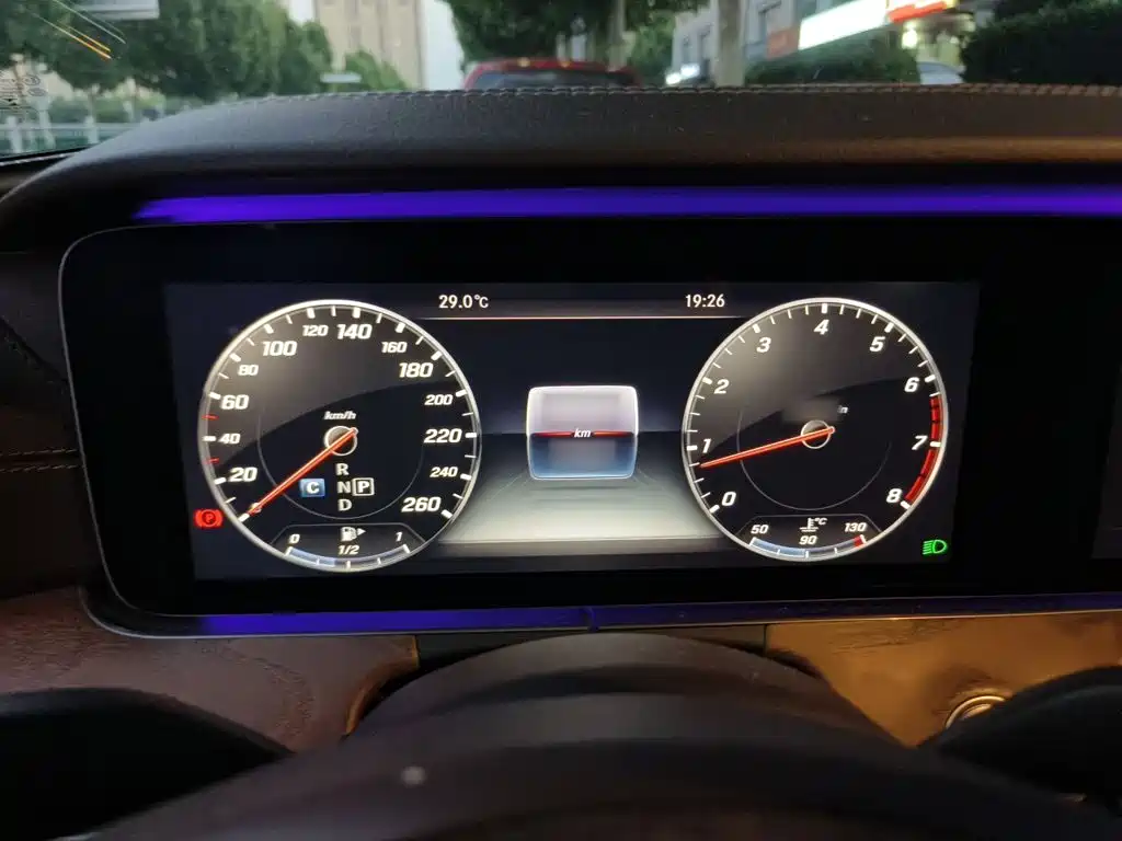 Mercedes-Benz E-Class 2017