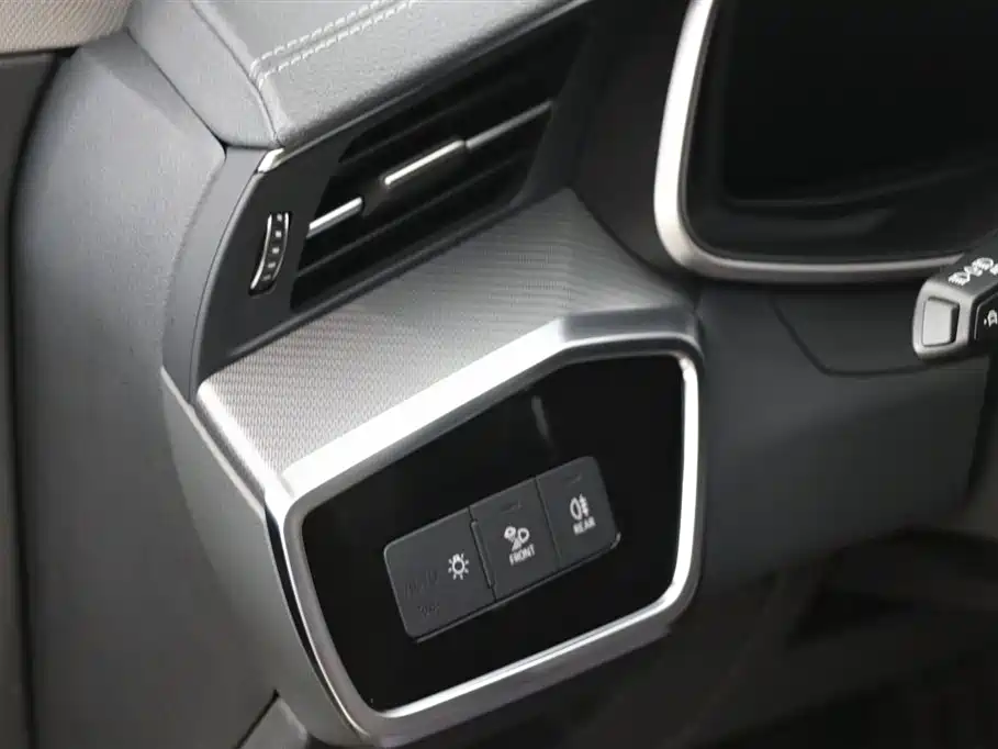 Audi A7L 2022 — фото 12