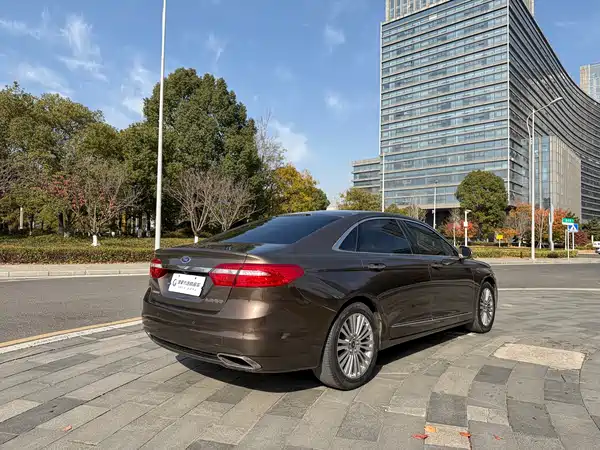 Ford Taurus 2015