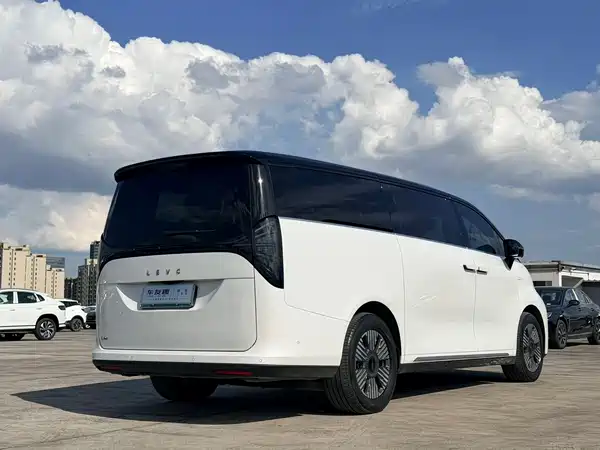 Geely Galaxy Yizhen L380 2024