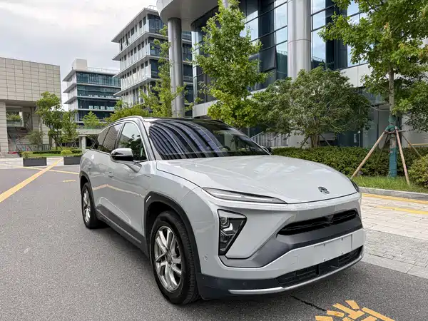 NIO ES6 2021