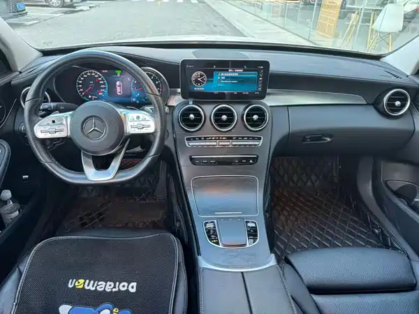 Mercedes-Benz C-Class 2019