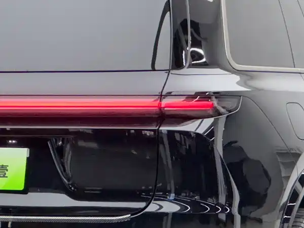 Li Auto L9 2025