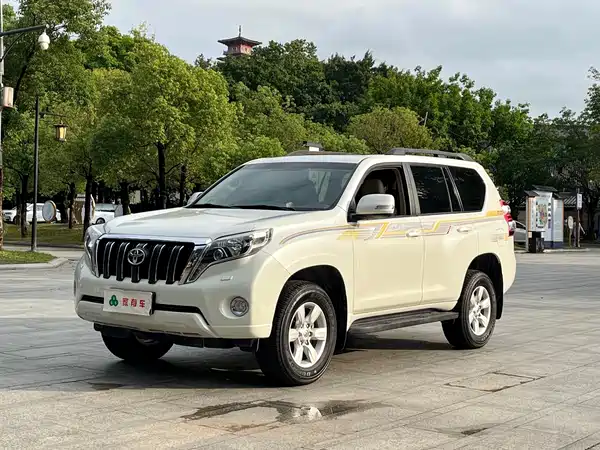 Toyota Prado 2016