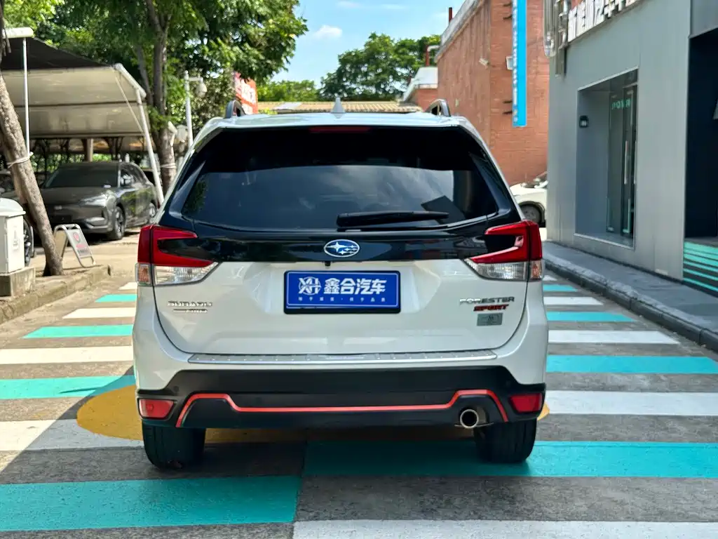 Subaru Forester 2020 — фото 10
