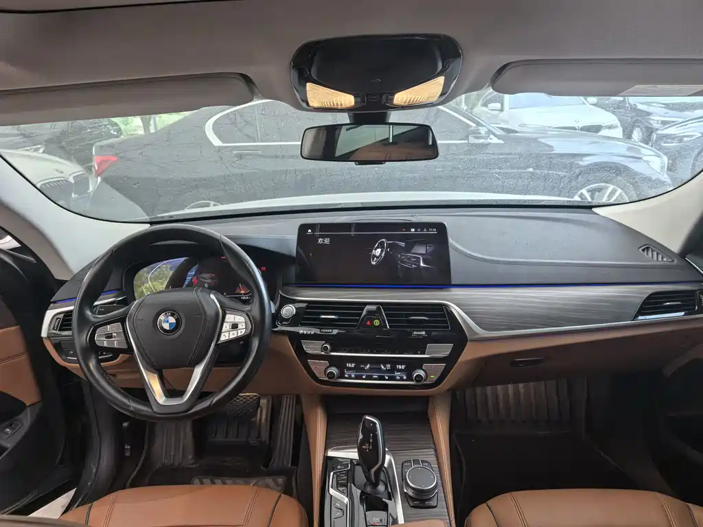 BMW 6 Series GT 2021 — фото 22