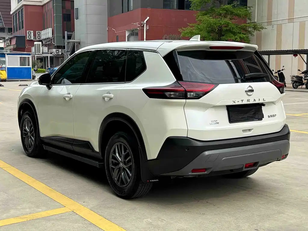 Nissan X-Trail 2022 — фото 3