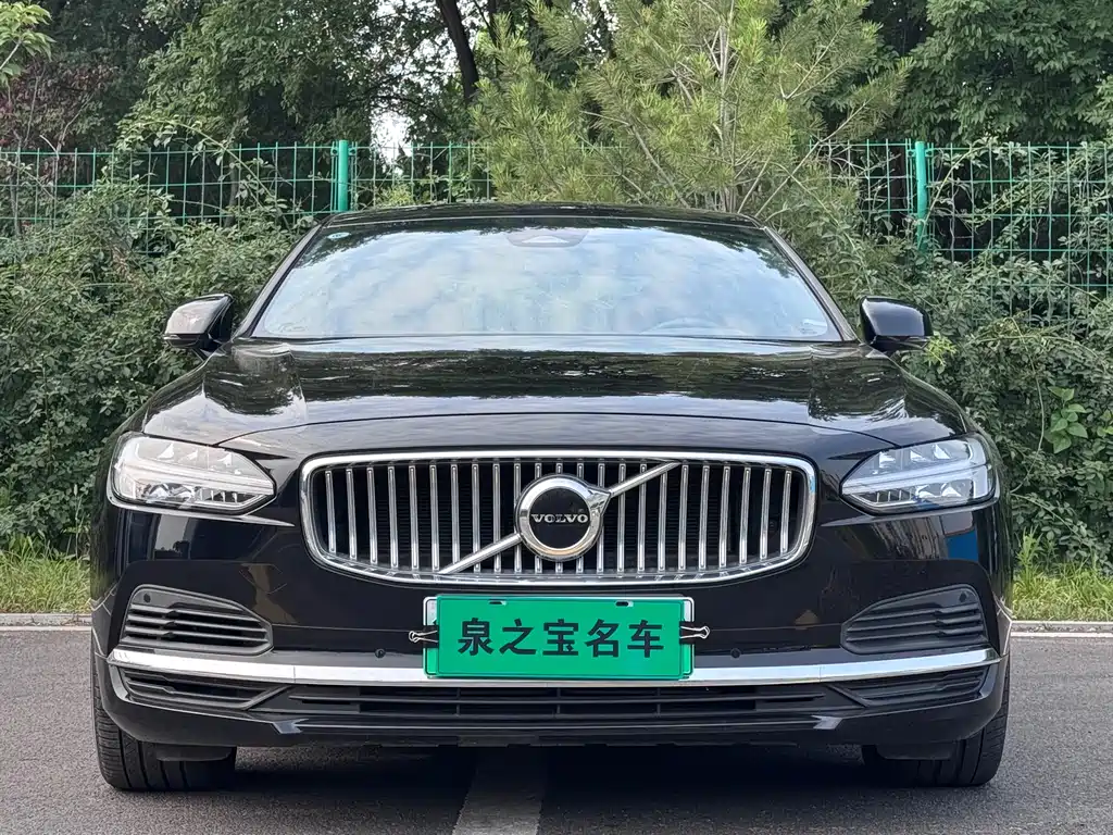 Volvo S90 PHEV 2021