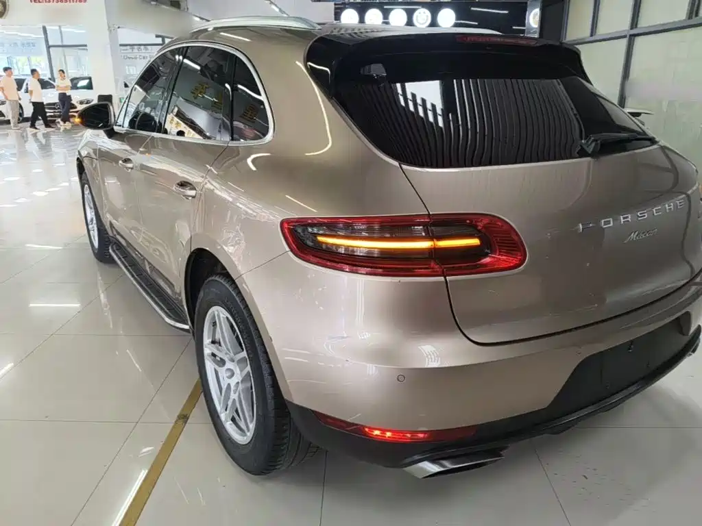 Porsche Macan 2017 — фото 5