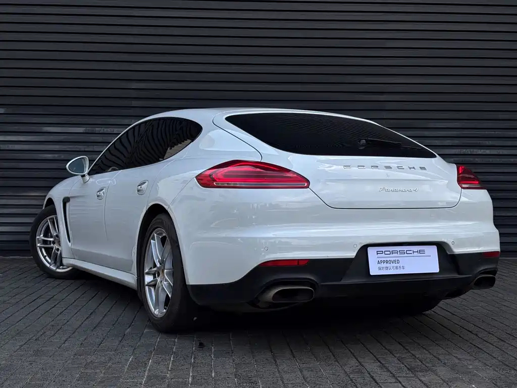 Porsche Panamera 2016 — фото 7