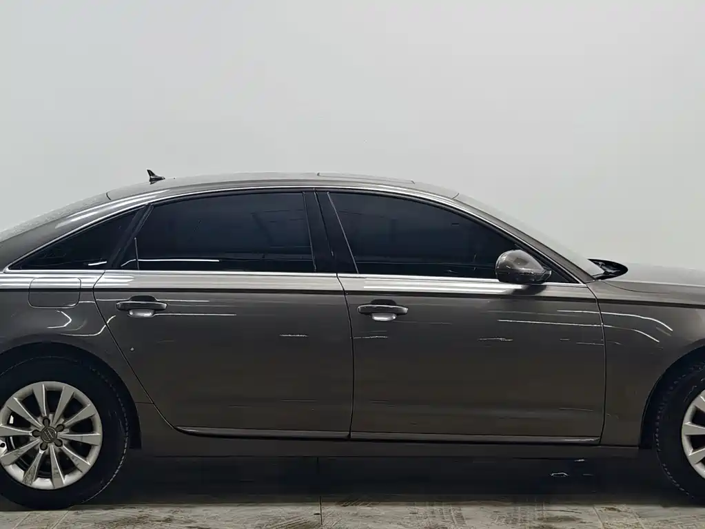 Audi A6L 2015 — фото 8