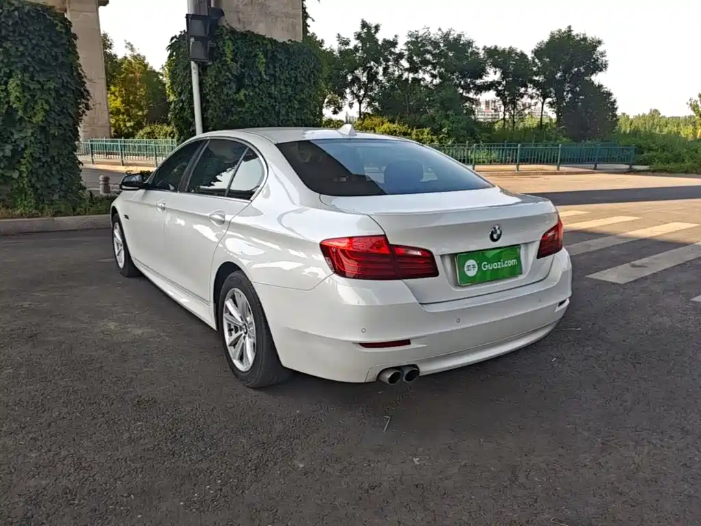 BMW 5 Series 2015 — фото 5