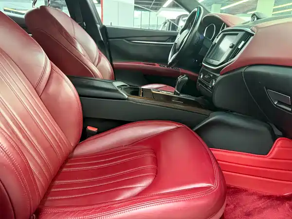 Maserati Ghibli 2016