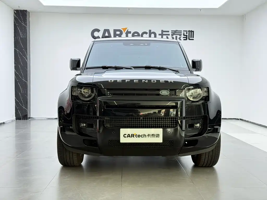 Land Rover Defender 2026