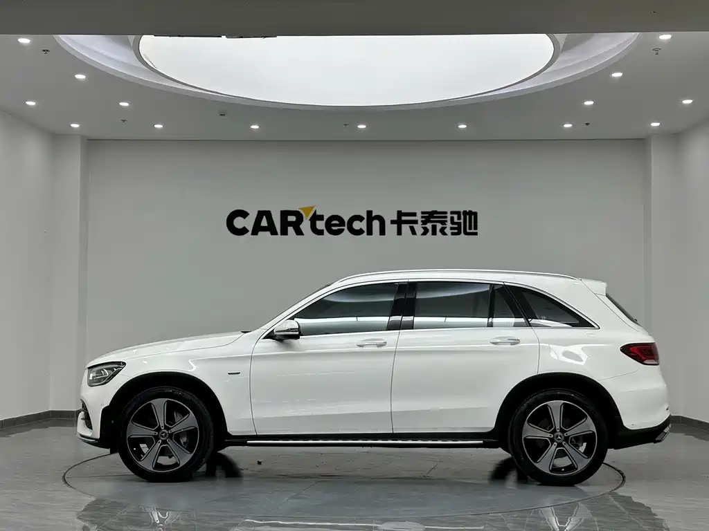 Mercedes-Benz GLC 2022 — фото 5