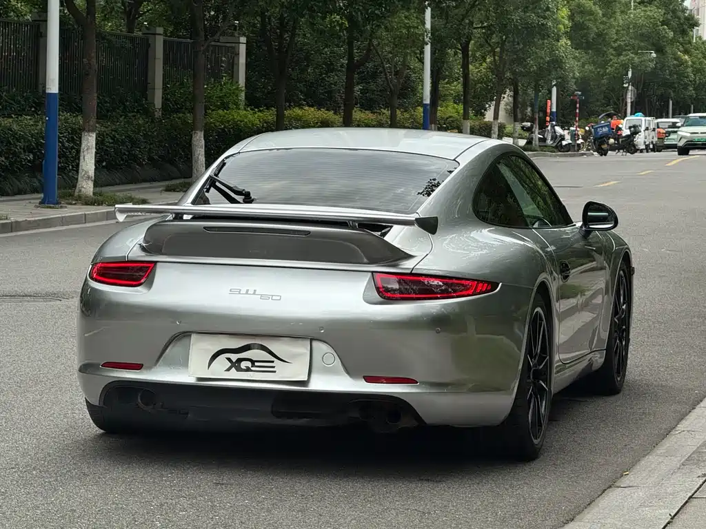 Porsche 911 2017 — фото 14