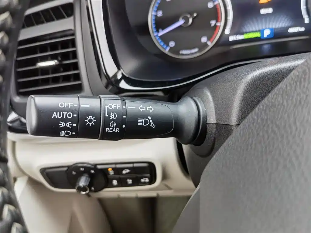 GAC Motor Trumpchi M8 2018 — фото 21
