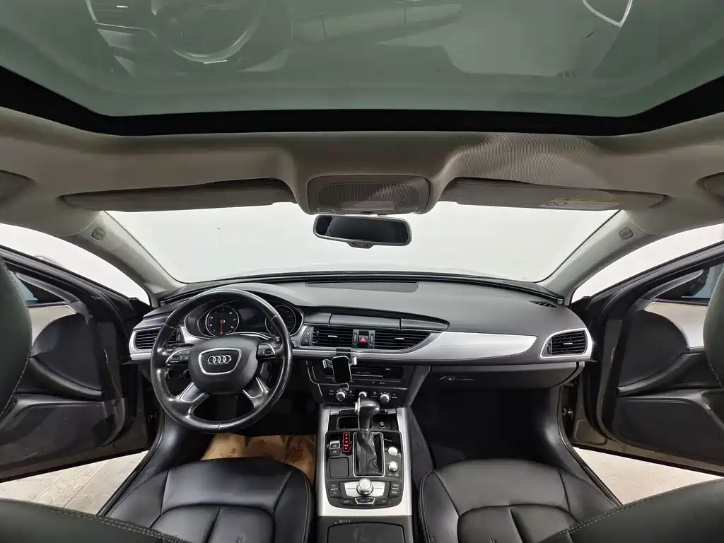 Audi A6L 2015 — фото 10