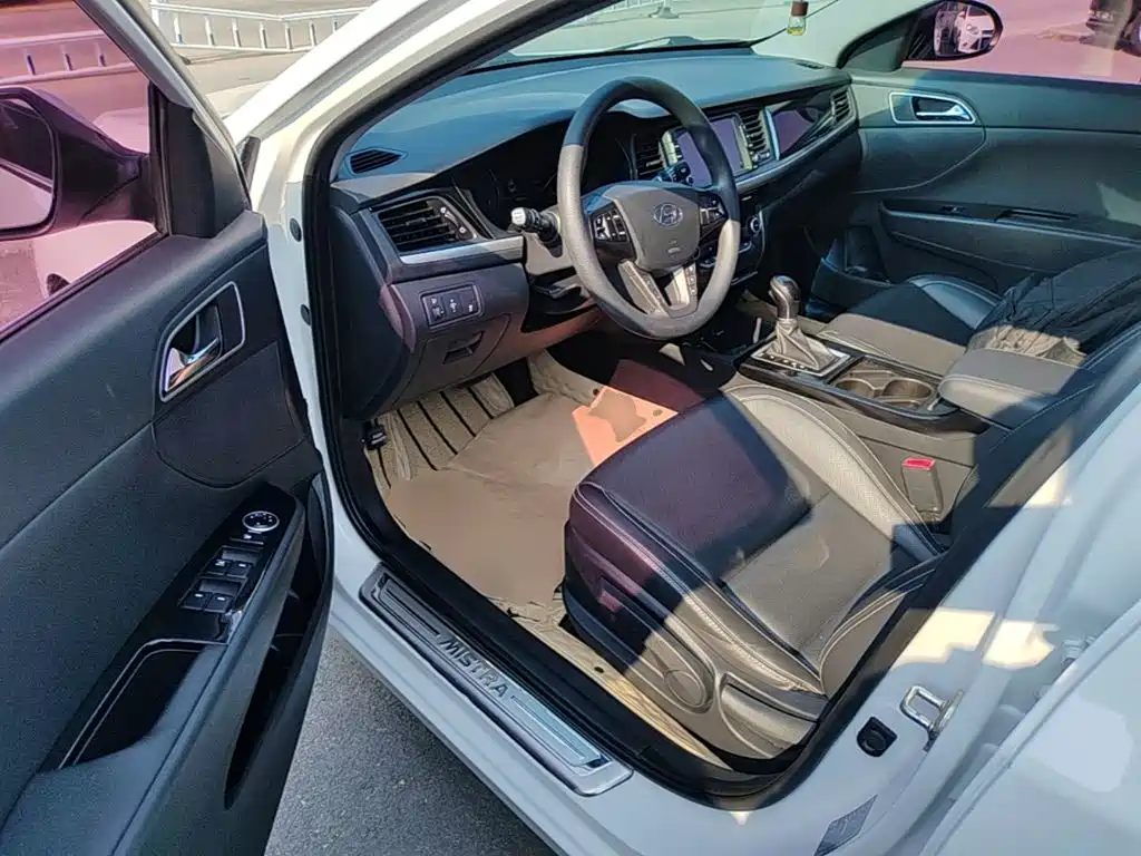 Hyundai Mistra 2017 — фото 16