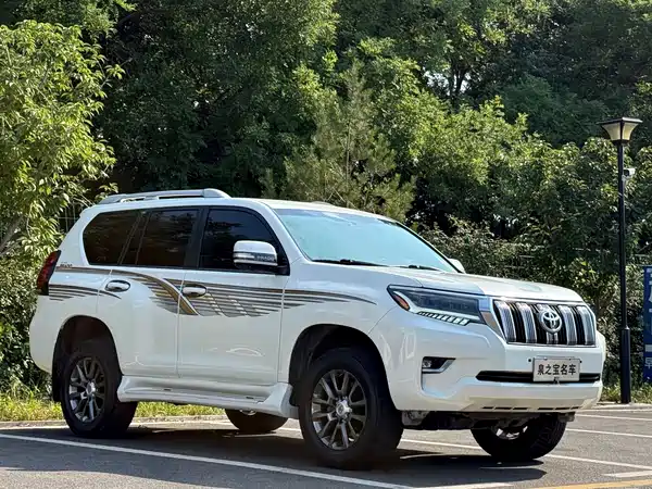 Toyota Prado 2019
