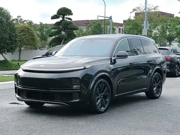 Li Auto L8 2024