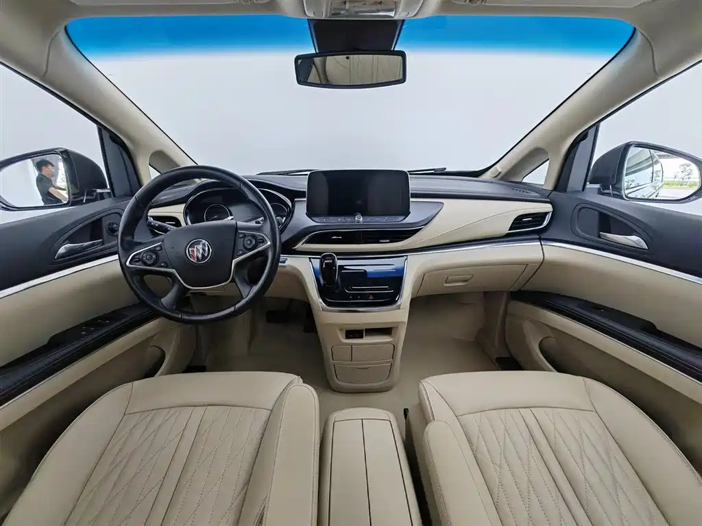 Buick GL8 2024