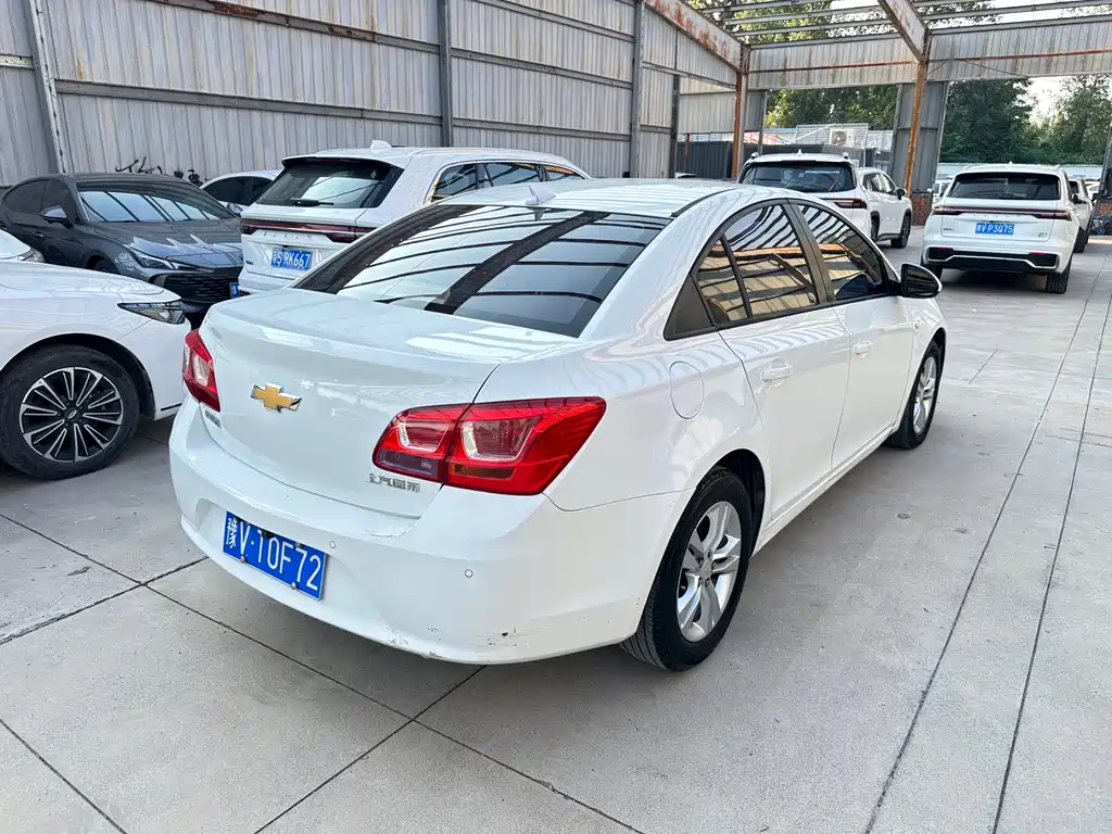 Chevrolet Cruze 2016 — фото 9
