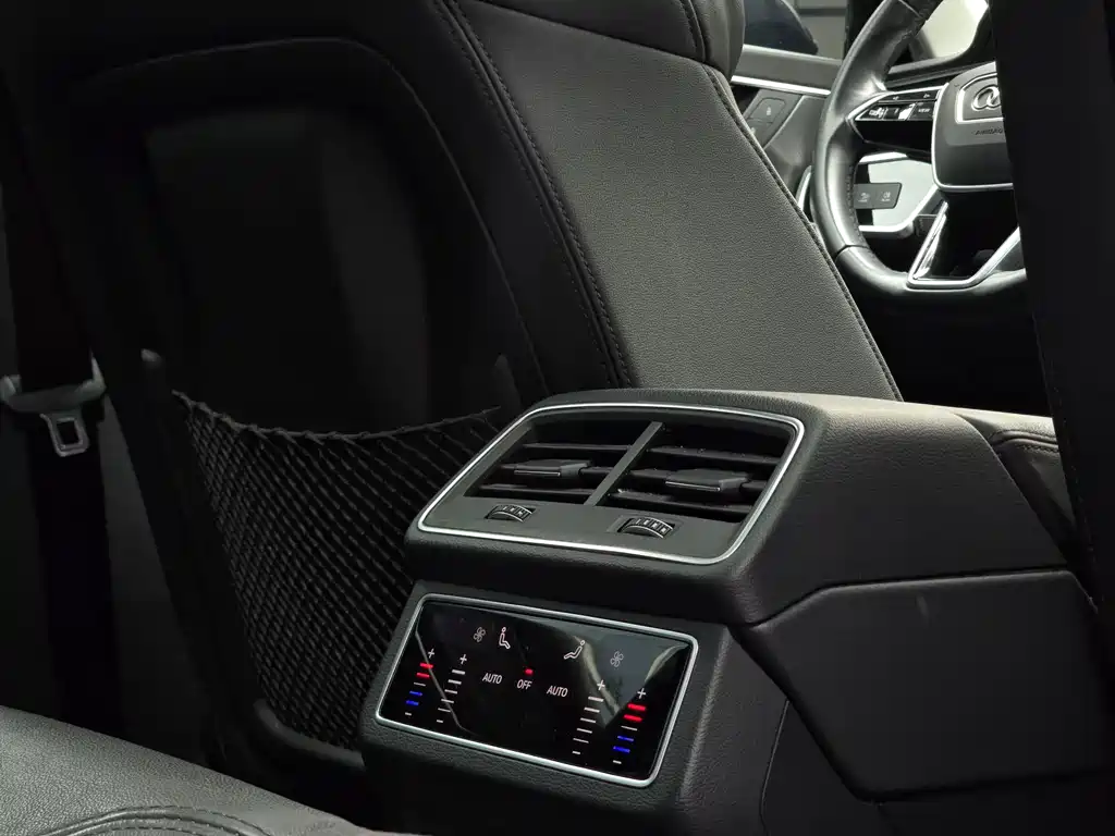 Audi A6 2022 — фото 16