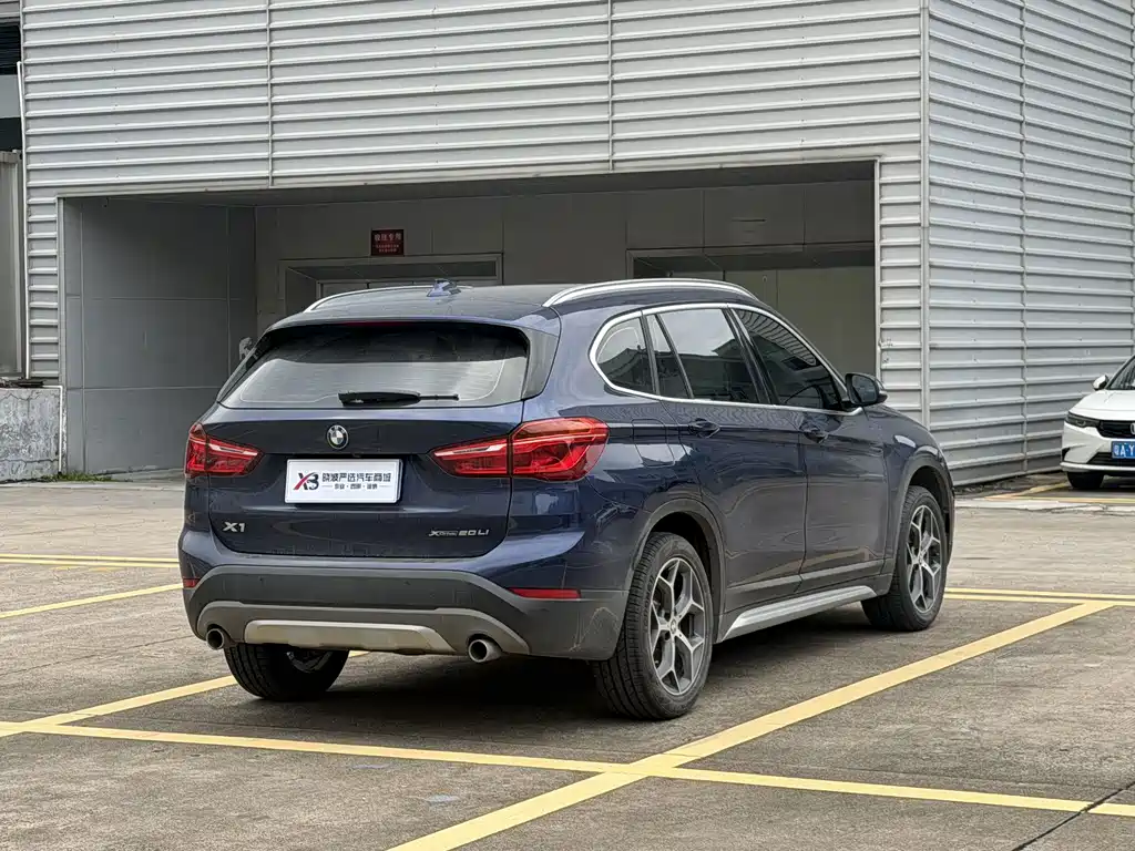 BMW X1 2019 — фото 4