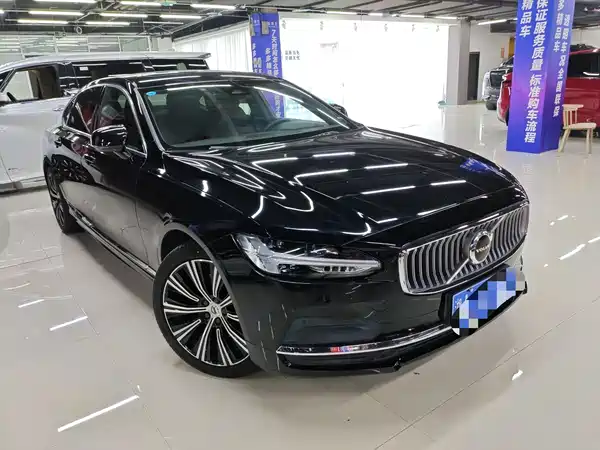 Volvo S90 2023