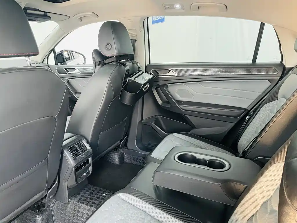 Volkswagen Tiguan X 2024 — фото 11