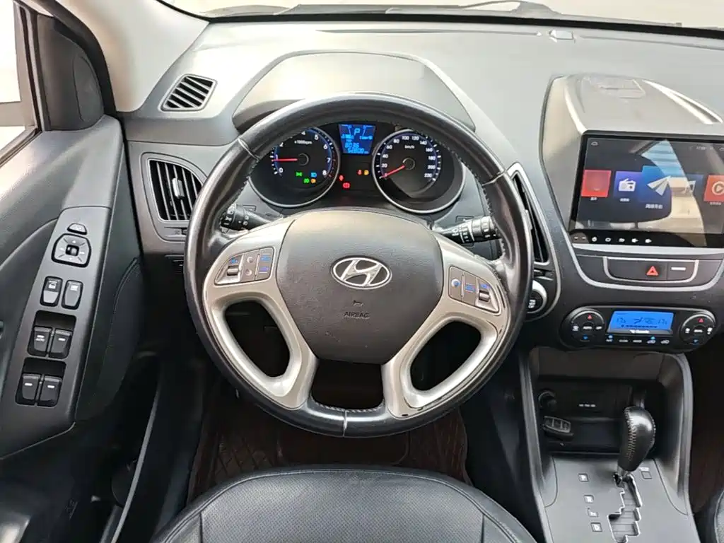 Hyundai ix35 2017 — фото 11
