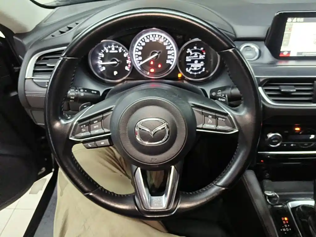 Mazda Atenza 2018 — фото 11