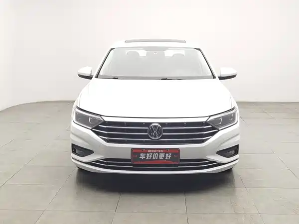 Volkswagen Sagitar 2020