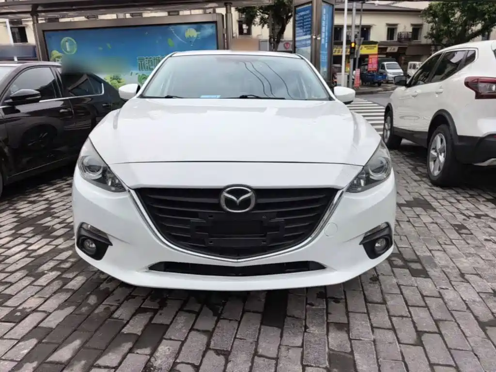 Mazda 3 Angkesela 2015