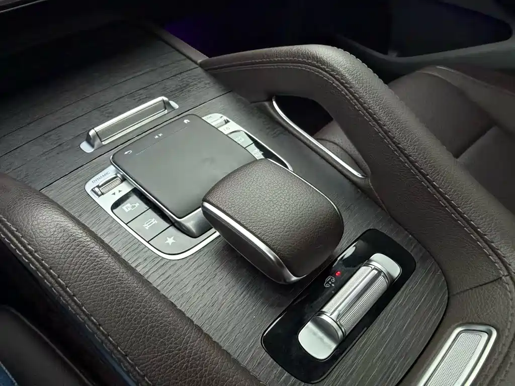 Mercedes-Benz GLS 2020 — фото 32