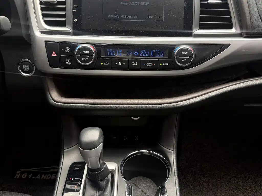 Toyota Highlander 2017 — фото 10