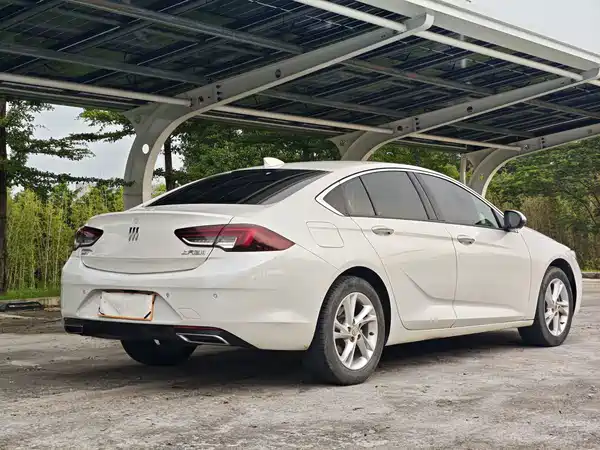 Buick Regal 2024
