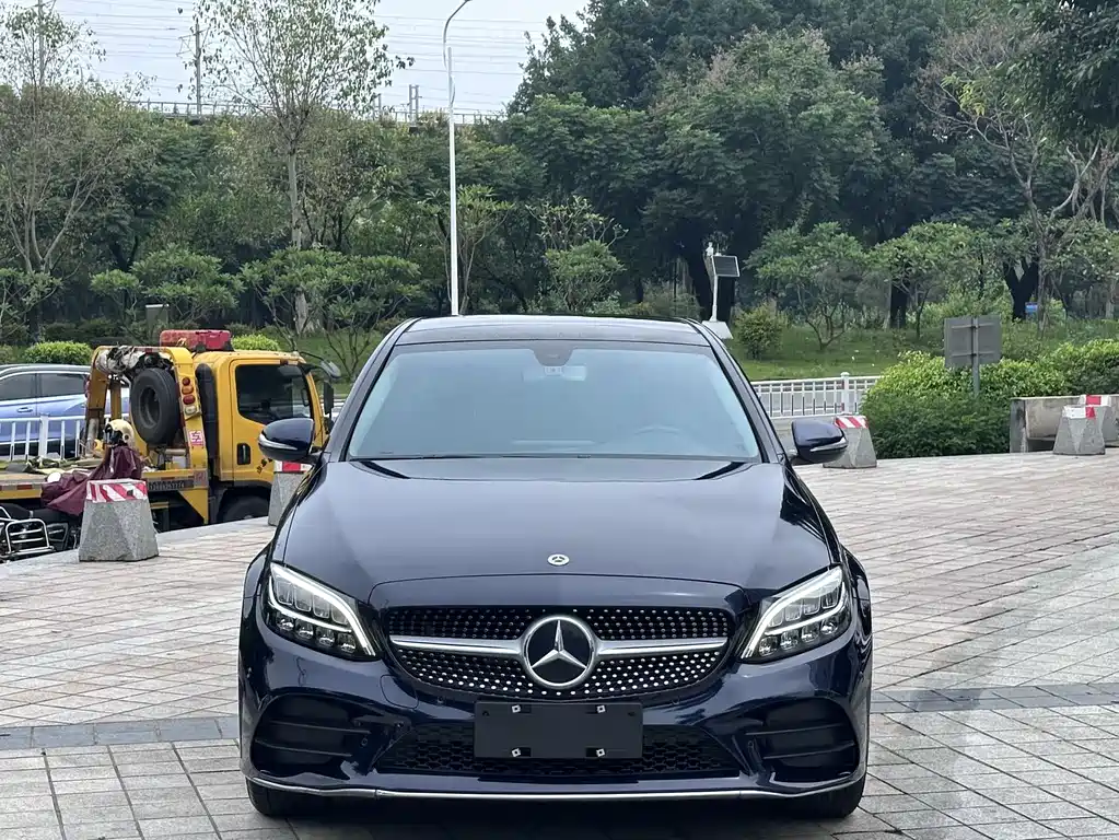 Mercedes-Benz C-Class 2019