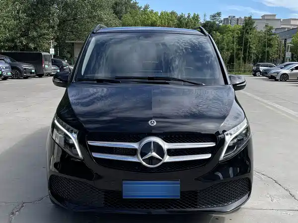 Mercedes-Benz V-Class 2023