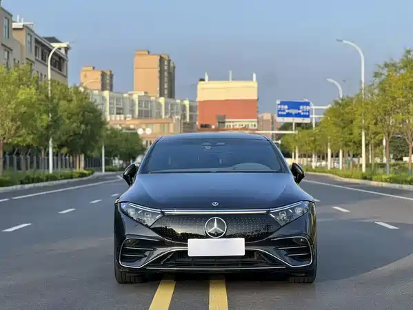 Mercedes-Benz EQS 2023